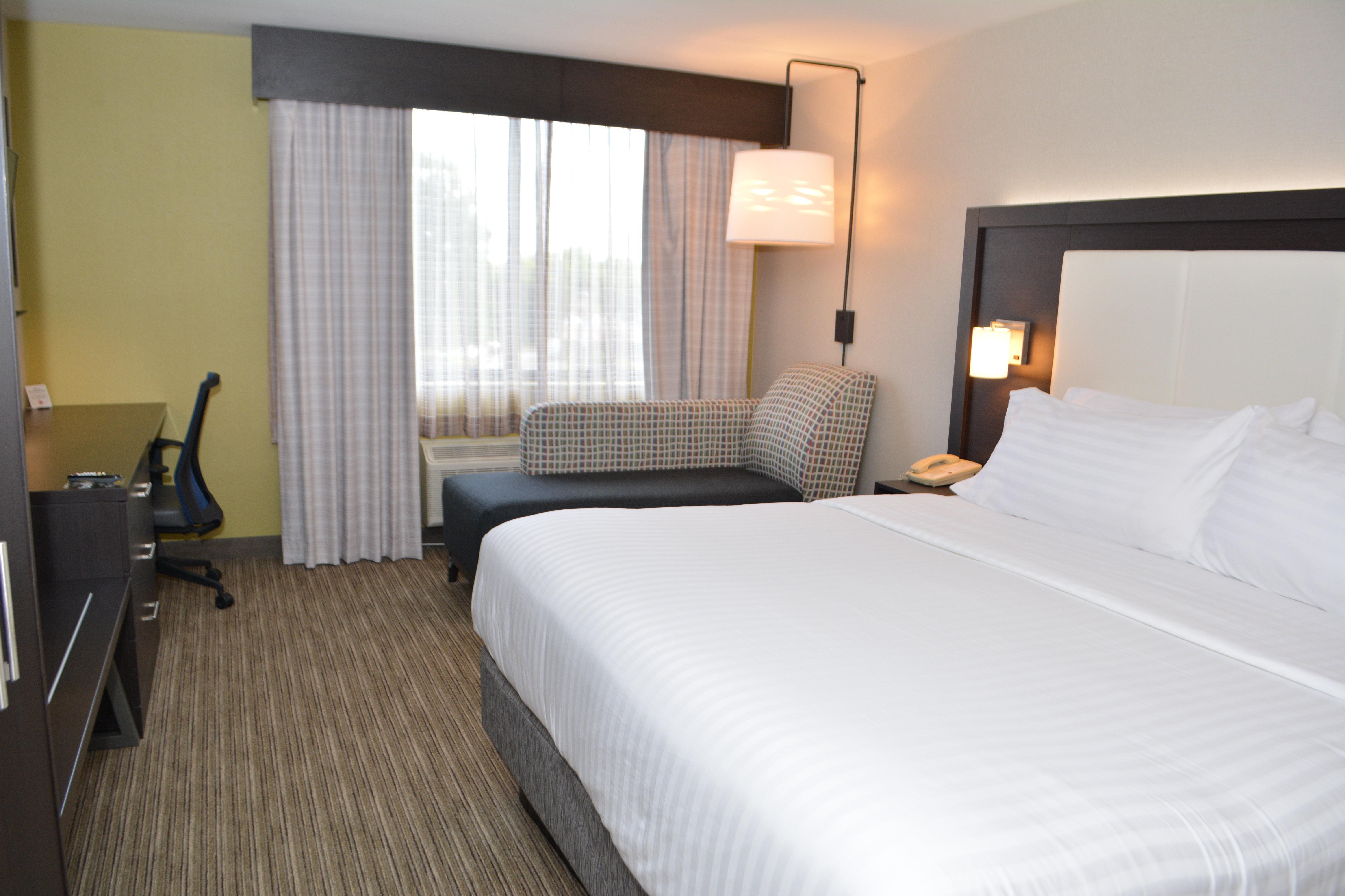 Holiday Inn Express & Suites Waterville - North By Ihg Extérieur photo