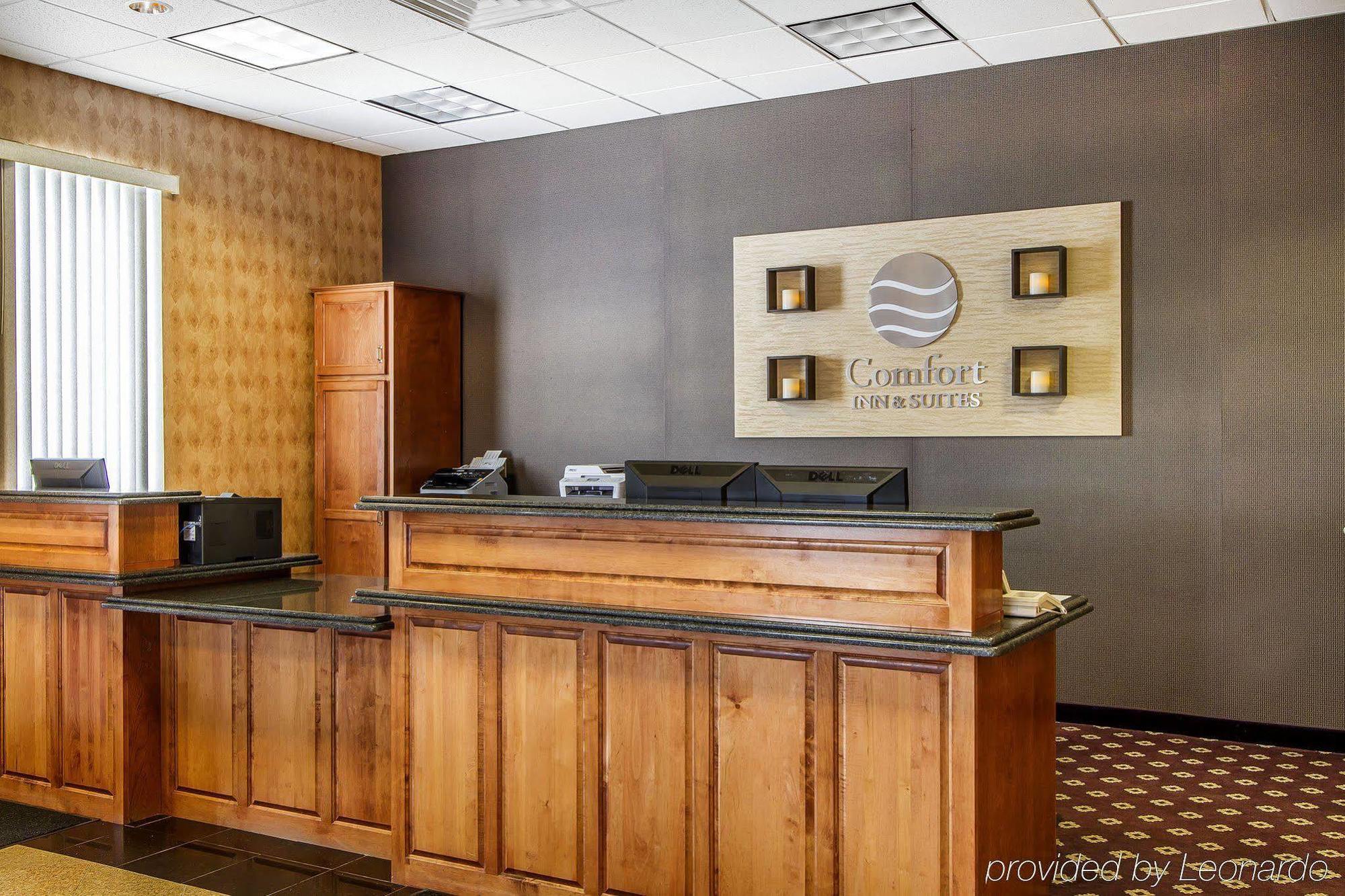 Holiday Inn Express & Suites Waterville - North By Ihg Extérieur photo