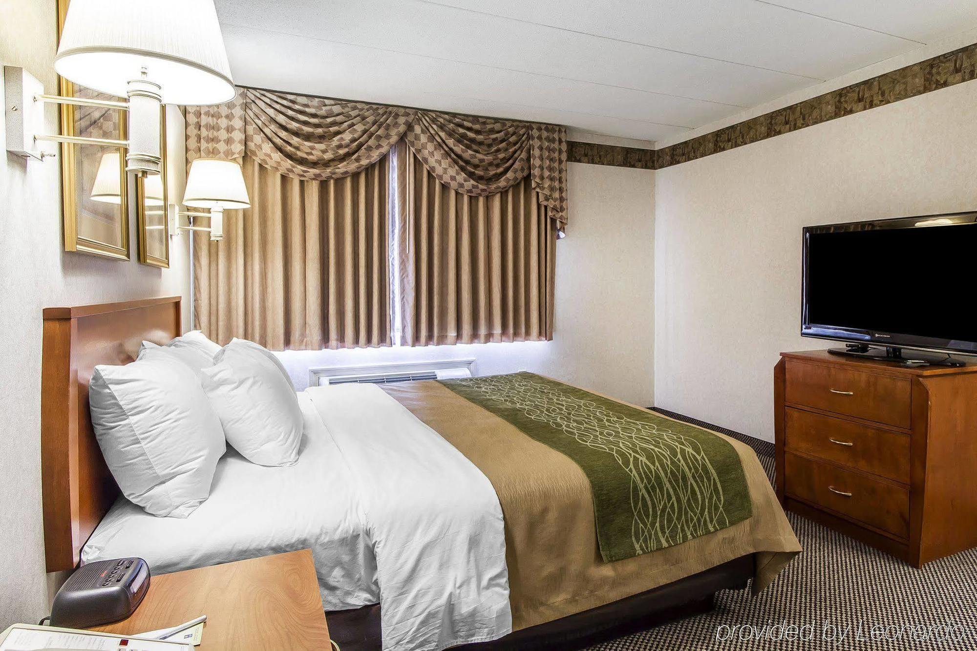 Holiday Inn Express & Suites Waterville - North By Ihg Extérieur photo