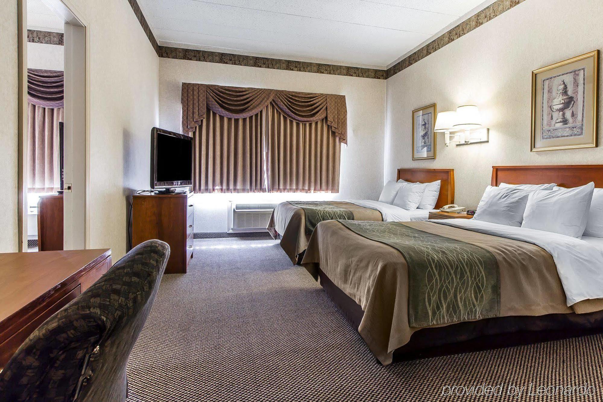 Holiday Inn Express & Suites Waterville - North By Ihg Extérieur photo