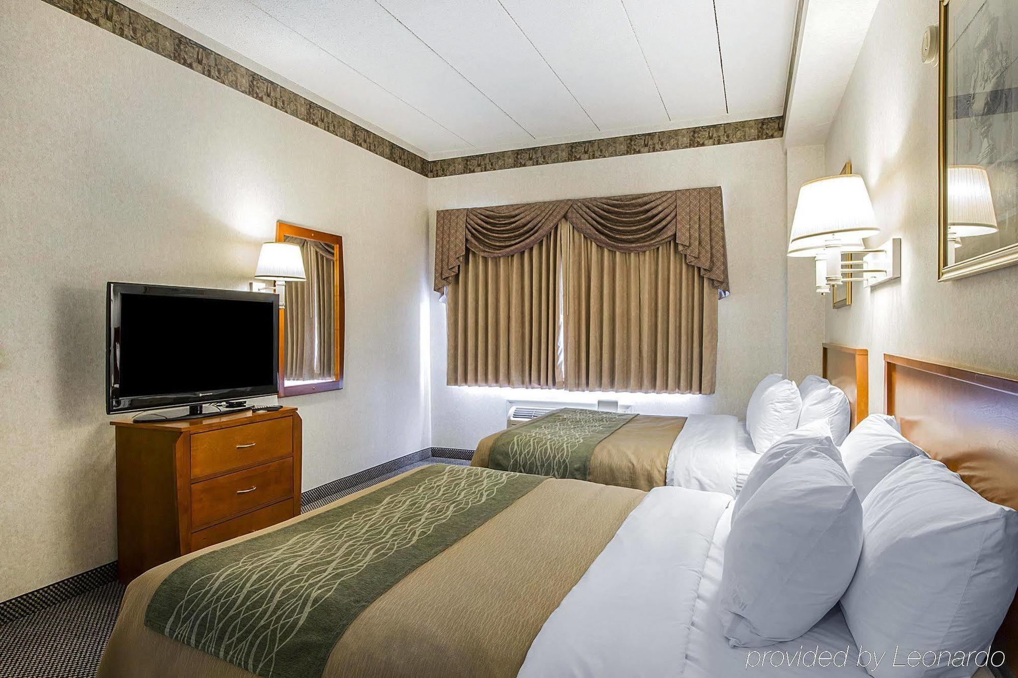 Holiday Inn Express & Suites Waterville - North By Ihg Extérieur photo